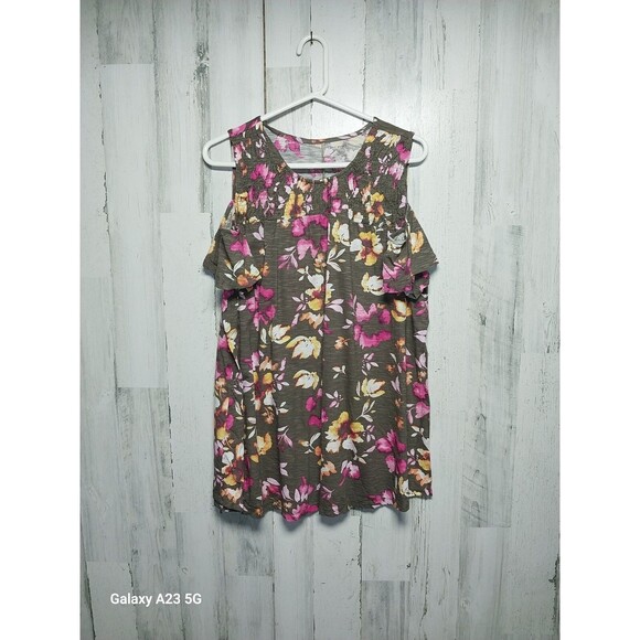 LANE BRYANT Swing Tee Shirt Size 18/20 Olive Green Floral Cold Shoulder - Picture 1 of 7
